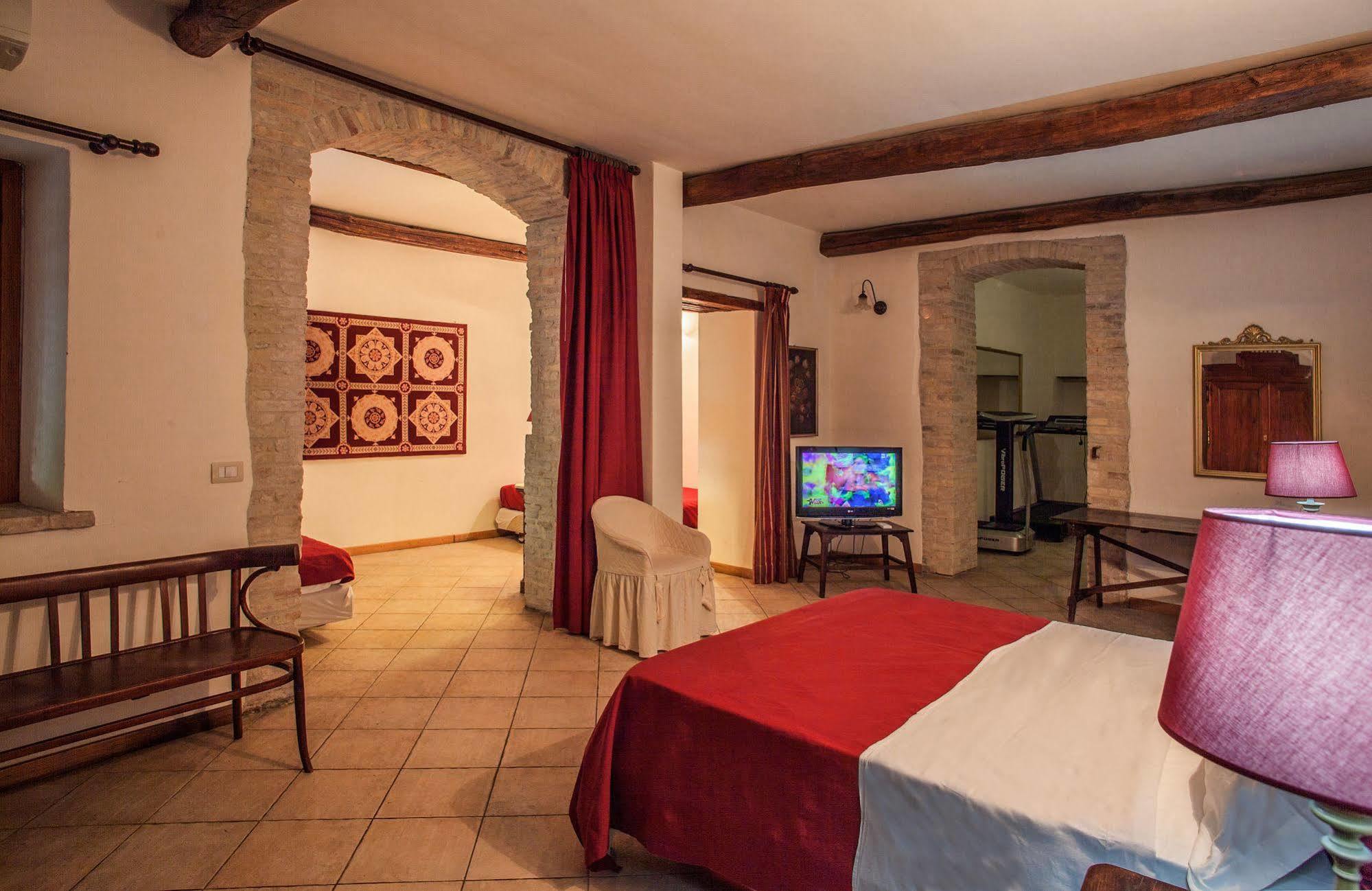 Corte Cristina & Suites Quartucciu Exterior foto